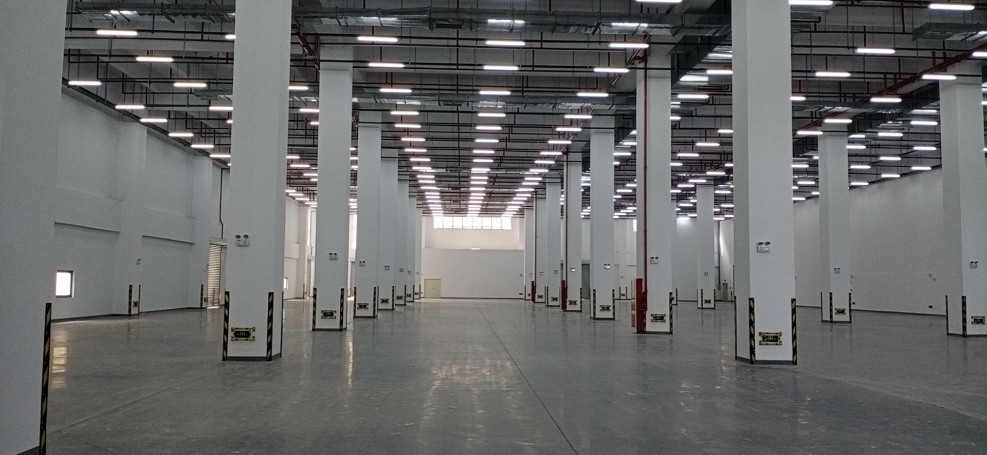 出租5000平米东马圈厂房